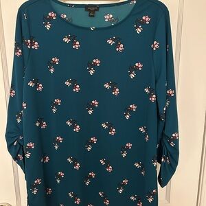 Ann Taylor Relaxed Blouse with 3/4 Sleeves